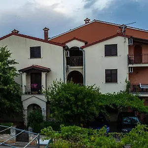 https://apartment-exclusive-annex.in-istria.net